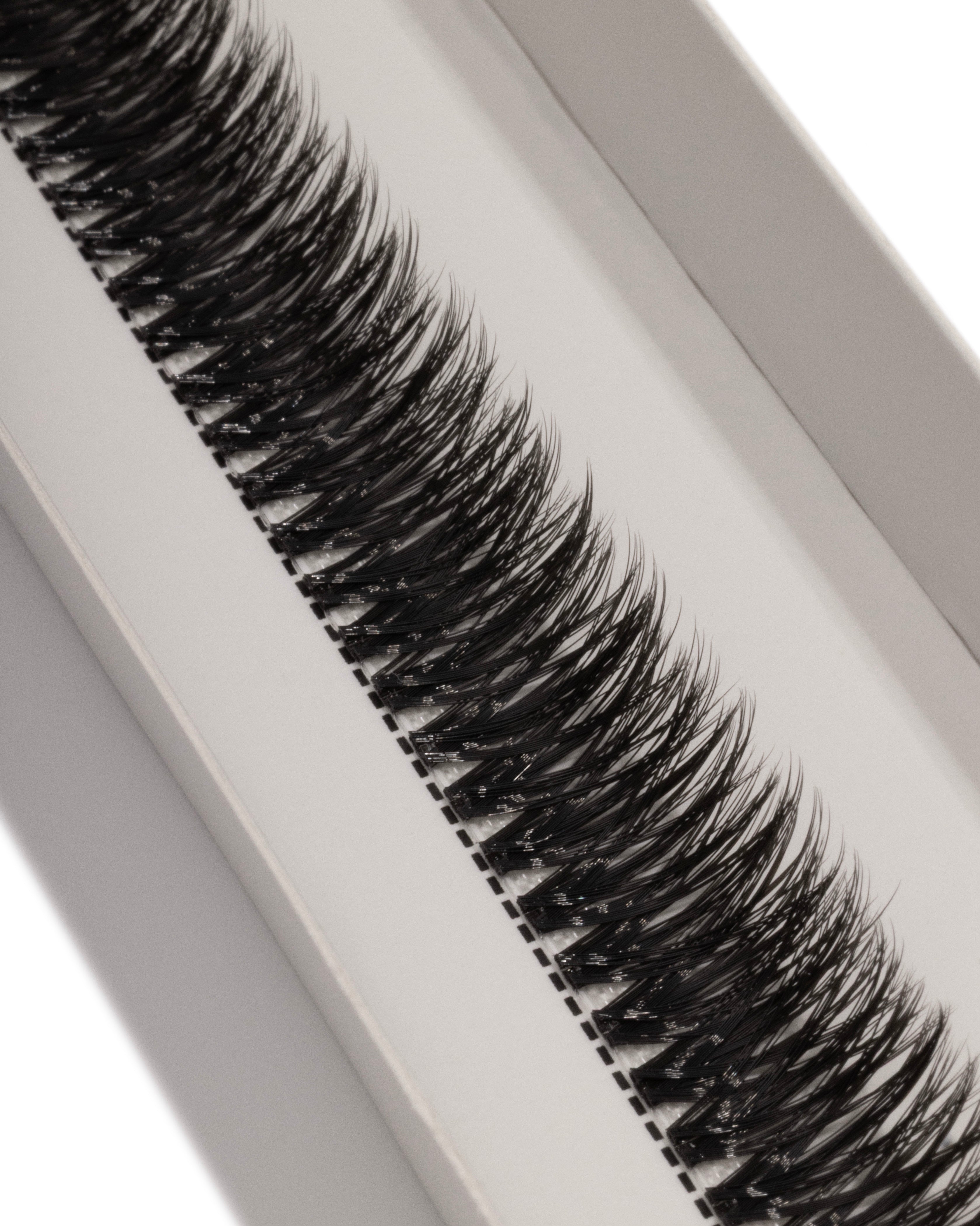 GLOWY - Custom Dream Lashes